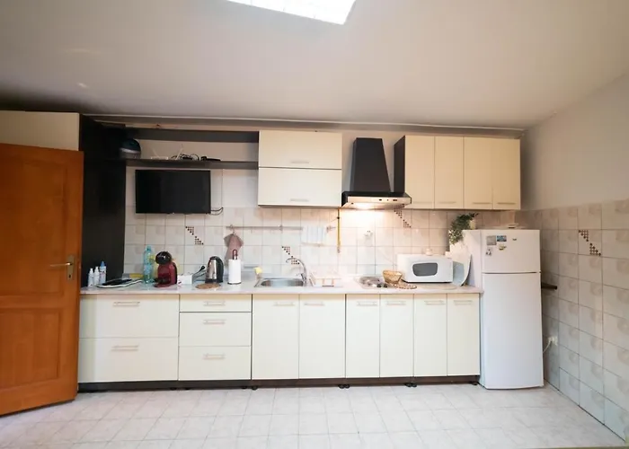 Yellow House سراييفو